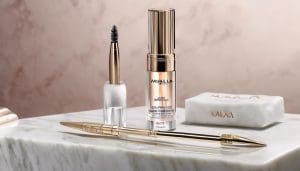 découvrez mavala double cils, le soin révolutionnaire conçu pour stimuler la pousse de vos cils. efficacité testée, formule innovante : obtenez des cils plus longs et plus forts en un rien de temps. pour un regard captivant et plein de charme.